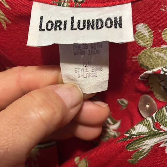 Lori Lundon vintage shirt - Picture 2 of 3